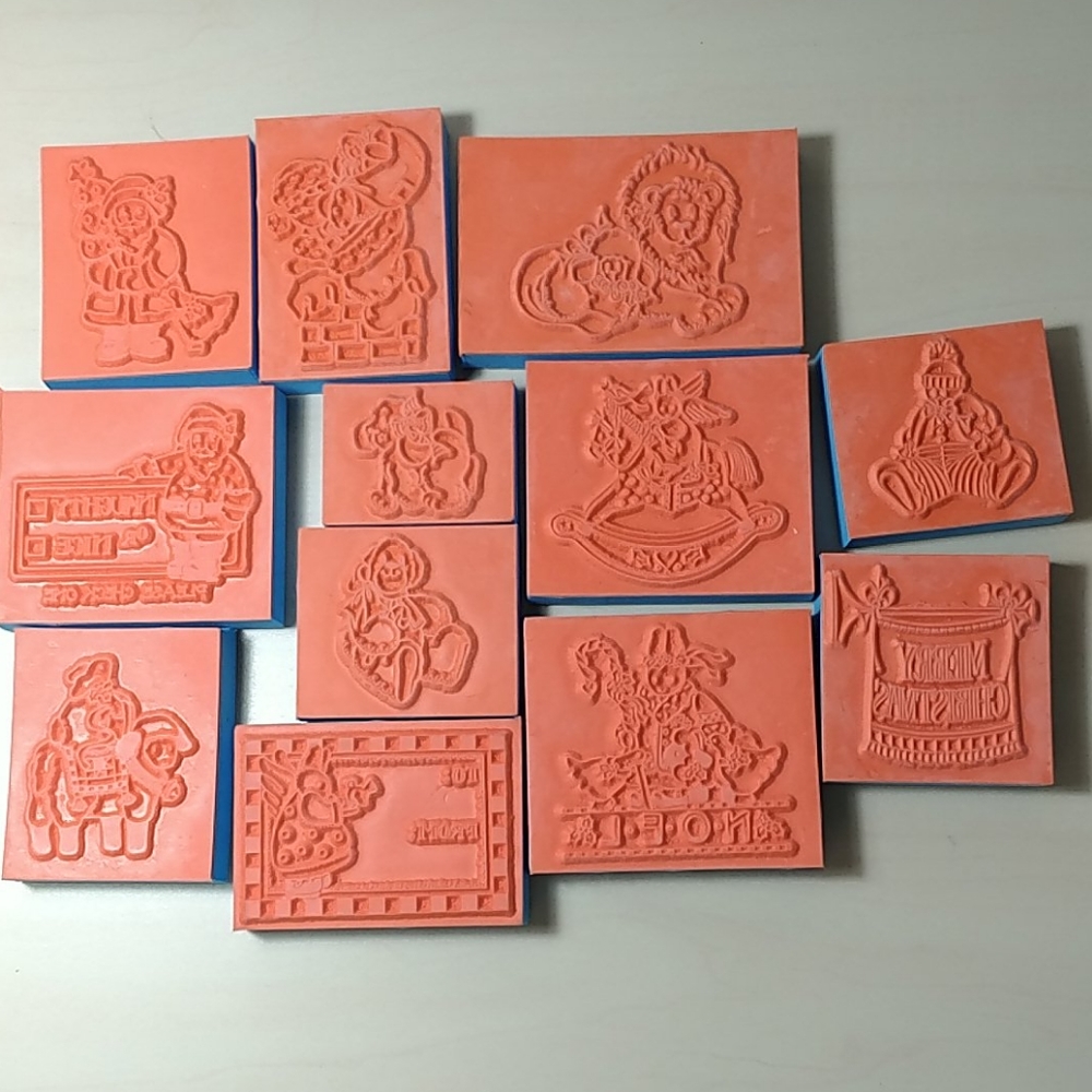 13 Daisy Kingdom Christmas rubber stamps - NWOT